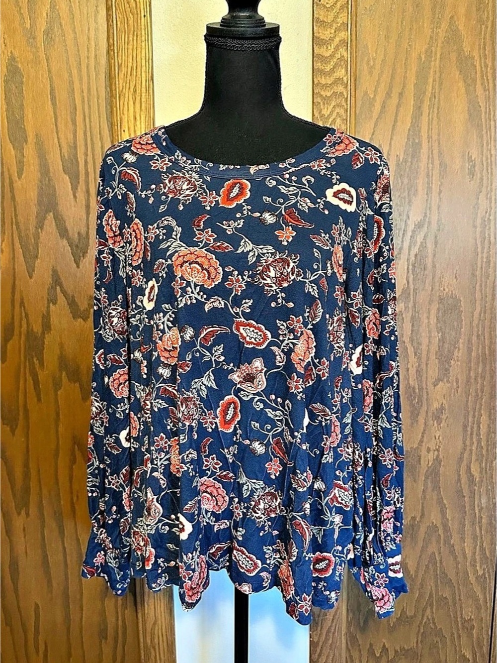ModCloth Floral Long Sleeve Top in Blue & Red Size 2X